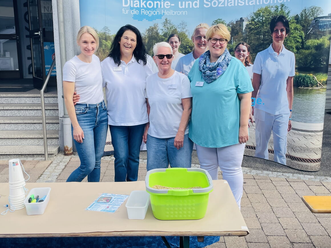 Infostand der Diakonie-Sozialstation bei der K&auml;rwe in Flein